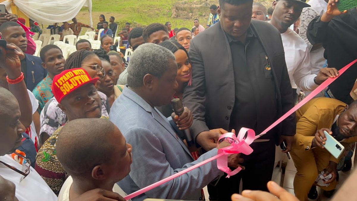 NAU VC Inaugurates Schools SUG Building Renovated By ANAMBRA Youths Commander